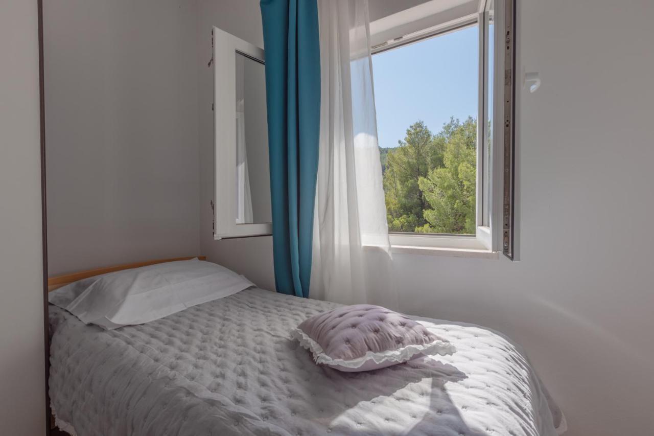 Holiday Home Insulam Mare Traù Esterno foto