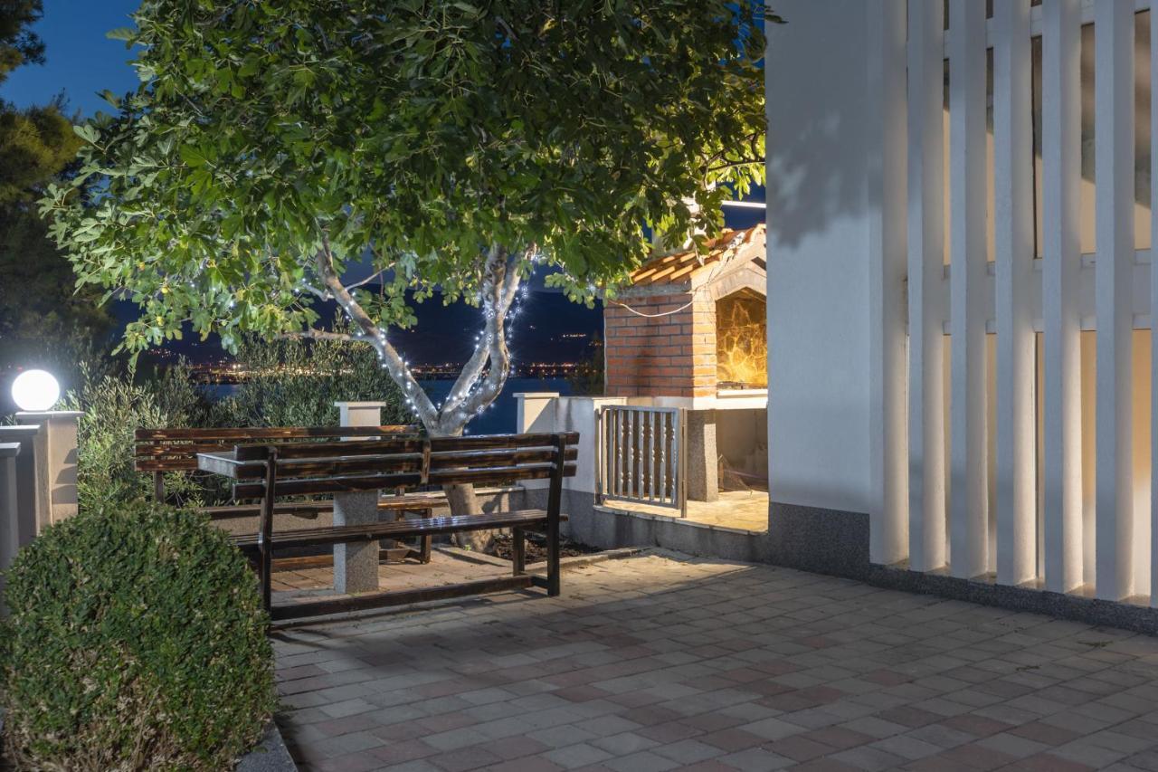 Holiday Home Insulam Mare Traù Esterno foto
