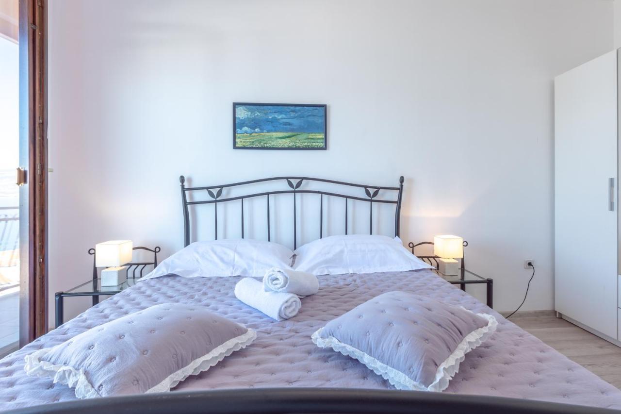Holiday Home Insulam Mare Traù Esterno foto
